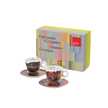 illy_skodelice_biennale_2024_cappuccino_mahku_paula_nicho_1200x1200px