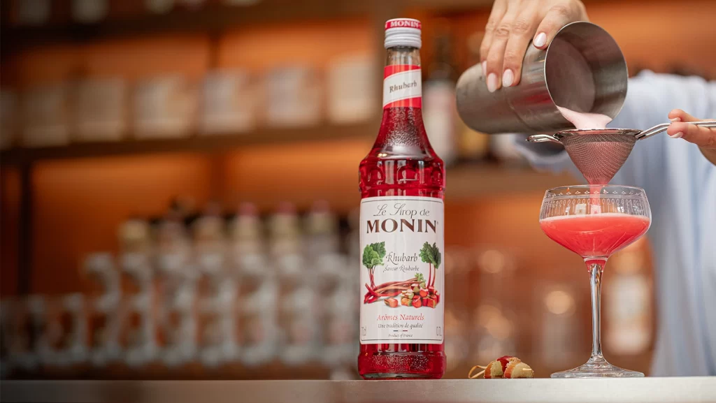 Monin-Rhubarb700ml-Galerija3